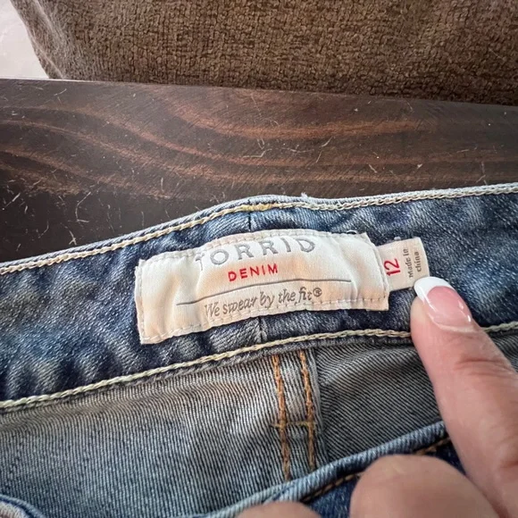 Y2k torrid women's Lace ruffle Jean Shorts coastal cowgirl coquette countrycore - Picture 7 of 15